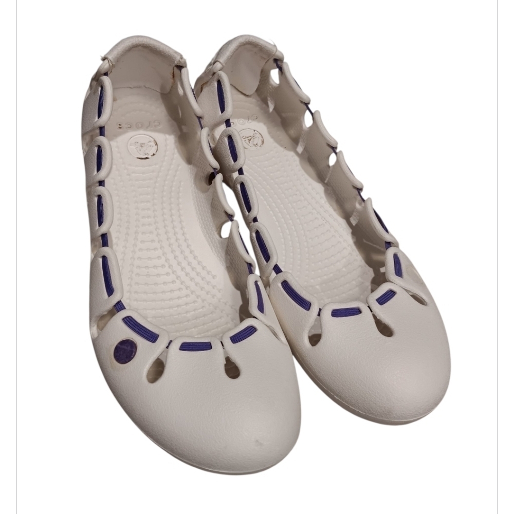 Crocs Mary Jane Slip On Women's Sz 7 Cream  Close Toe Elastic Top Ruffled Edges